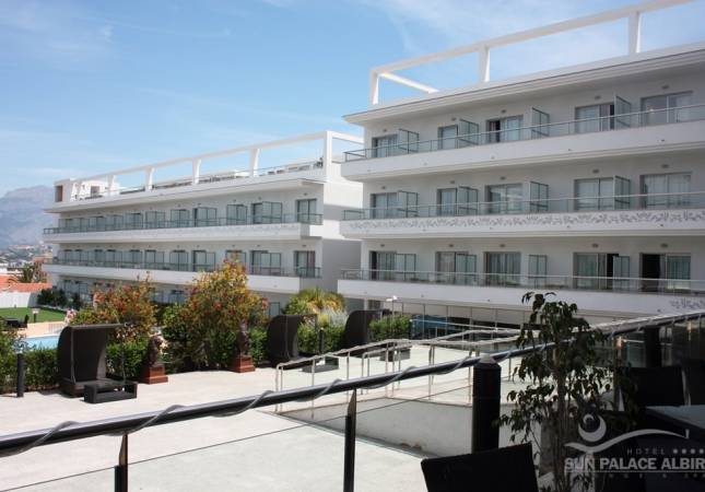 Románticas habitaciones en Hotel Sun Palace Albir & Spa. Disfruta  los mejores precios de Alicante