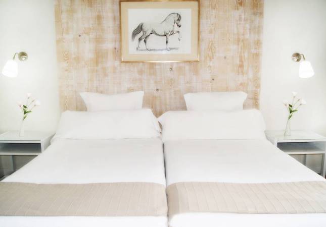 Románticas habitaciones en Hotel Jerez & Spa. Disfruta  nuestra oferta en Cadiz