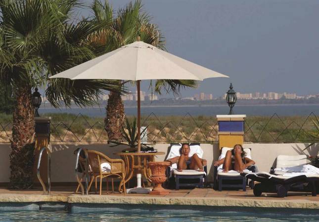 Precio mínimo garantizado para Hotel La Laguna. El entorno más romántico con nuestro Spa y Masaje en Alicante