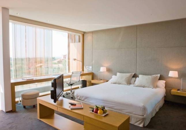 Las mejores habitaciones en DoubleTree by Hilton La Mola Spa. La mayor comodidad con nuestro Spa y Masaje en Barcelona