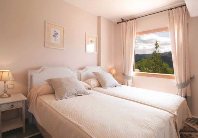 El mejor precio para Villa de Laujar de Andarax. El entorno más romántico con nuestro Spa y Masaje en Almeria