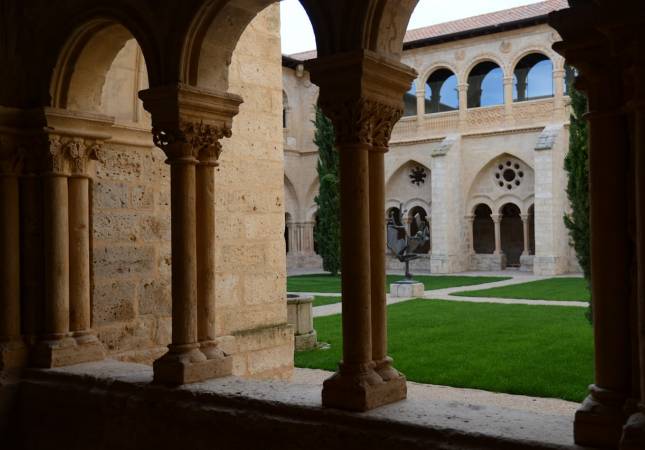 Relax y confort en Castilla Termal Balneario Monasterio de Valbuena. Relájate con nuestra oferta en Valladolid