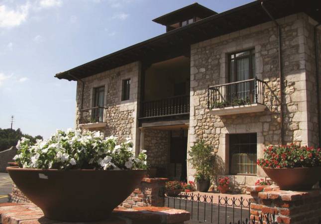 Románticas habitaciones en Hotel & Spa María Manuela. Disfruta  los mejores precios de Asturias