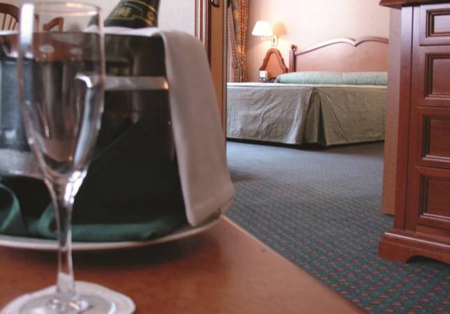 Inolvidables ocasiones en Hotel Mercure. Disfruta  los mejores precios de Andorra la Vella