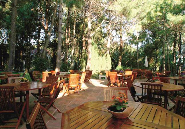 Las mejores habitaciones en Hotel Termes Montbrió. Disfruta  nuestro Spa y Masaje en Tarragona