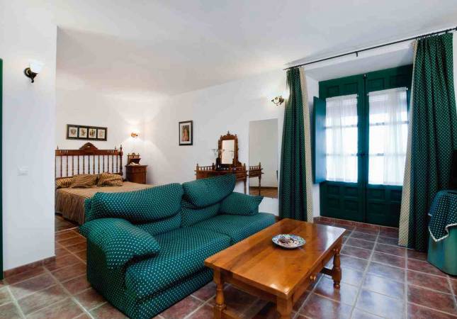 Las mejores habitaciones en Hotel Hospederia Palacio Buenavista. Disfrúta con los mejores precios de Cuenca