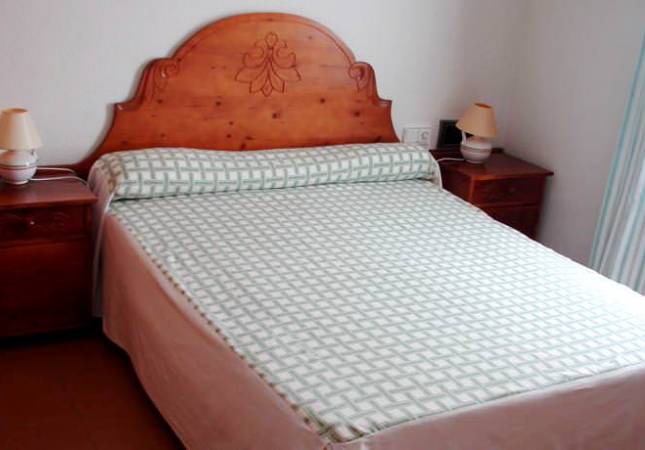 Las mejores habitaciones en Hotel Villa de Priego de Cordoba. Disfruta  los mejores precios de Cordoba