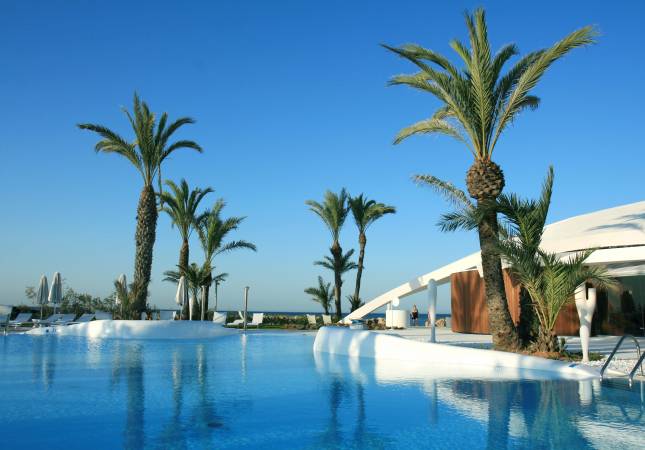 Los mejores precios en Roda Golf & Beach Resort Apartamentos. El entorno más romántico con nuestra oferta en Murcia