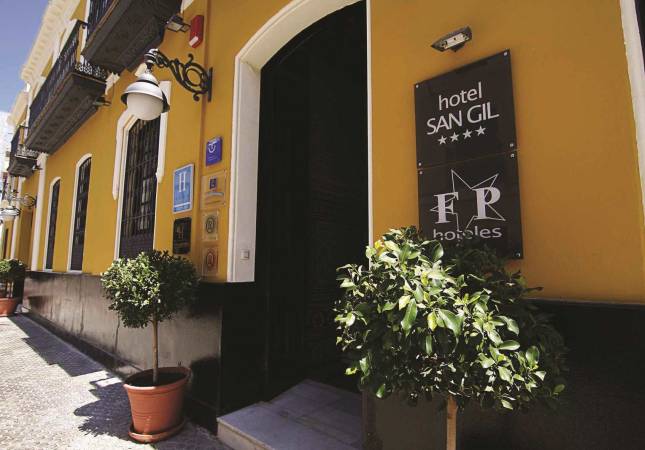 Los mejores precios en Hotel San Gil. Disfruta  los mejores precios de Sevilla