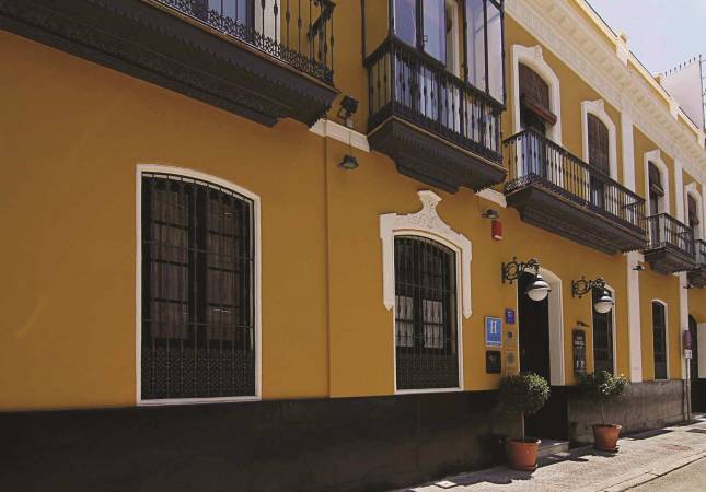 El mejor precio para Hotel San Gil. Disfruta  nuestro Spa y Masaje en Sevilla