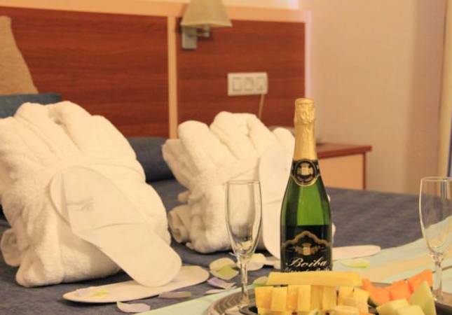 El mejor precio para Hotel Sun Palace Albir & Spa. Disfruta  nuestro Spa y Masaje en Alicante