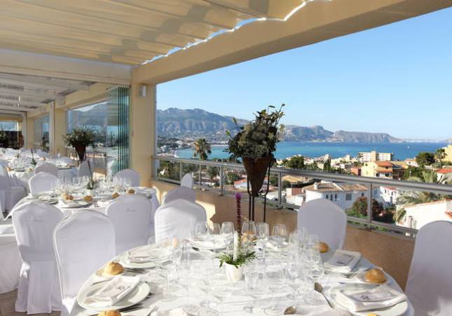Espaciosas habitaciones en Hotel Sun Palace Albir & Spa. El entorno más romántico con nuestro Spa y Masaje en Alicante