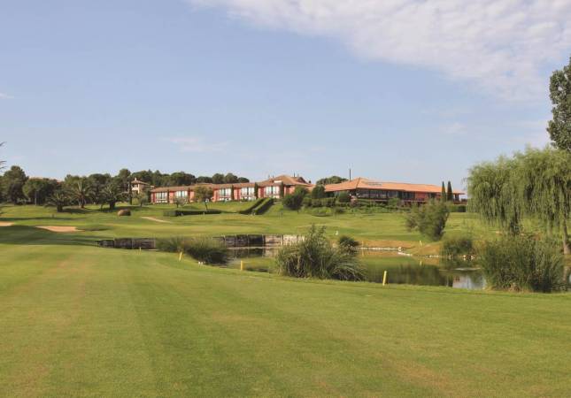 Precio mínimo garantizado para Torremirona Golf & Spa Resort Hotel Relais. Relájate con nuestra oferta en Girona