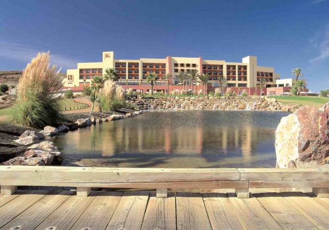 El mejor precio para Hotel Valle del Este Golf Spa & Beach Resort. Disfruta  los mejores precios de Almeria