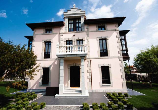 Los mejores precios en Hotel Villa Marron. Disfruta  los mejores precios de Asturias