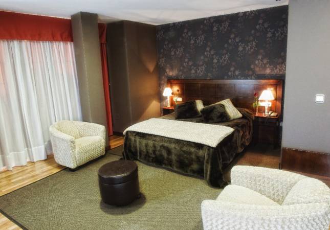 Los mejores precios en Hotel Insua. Relájate con nuestro Spa y Masaje en A Coruna