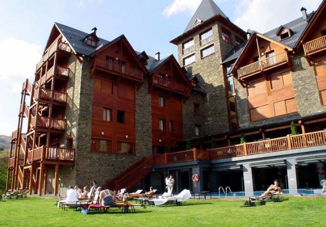 Los mejores precios en Hotel Saliecho. La mayor comodidad con nuestro Spa y Masaje en Huesca
