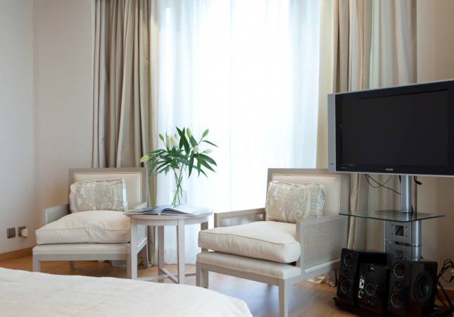 Las mejores habitaciones en Hotel Balneario Las Arenas. Disfrúta con los mejores precios de Valencia