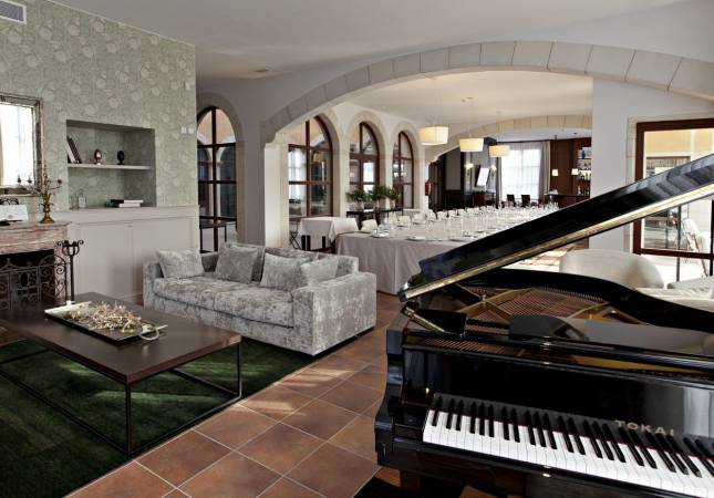 Las mejores habitaciones en Hotel Casa Anamaria. El entorno más romántico con nuestra oferta en Girona