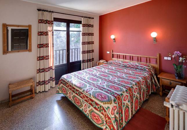 El mejor precio para Hotel Mora. El entorno más romántico con nuestro Spa y Masaje en Teruel