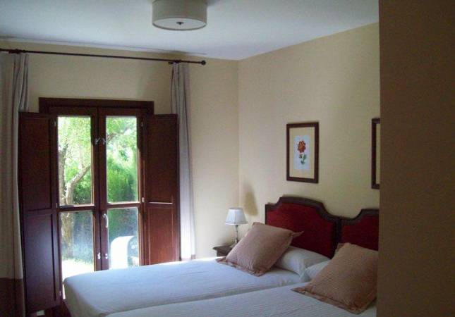 Las mejores habitaciones en Hotel Villa de Bubion. El entorno más romántico con nuestro Spa y Masaje en Granada