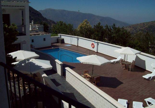 Las mejores habitaciones en Villa de Bubión. Disfruta  nuestra oferta en Granada