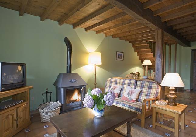 Románticas habitaciones en Caserio de Sorribas. La mayor comodidad con los mejores precios de Asturias