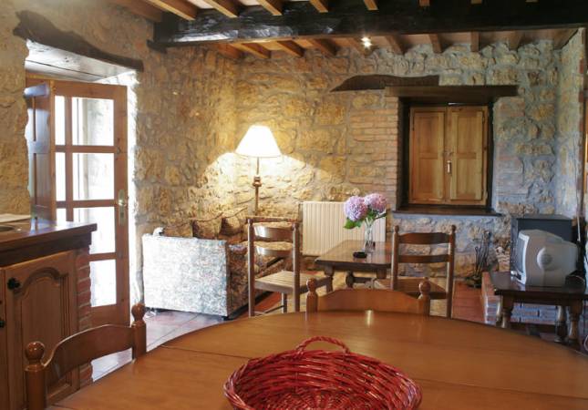Las mejores habitaciones en Caserio de Sorribas. El entorno más romántico con nuestro Spa y Masaje en Asturias