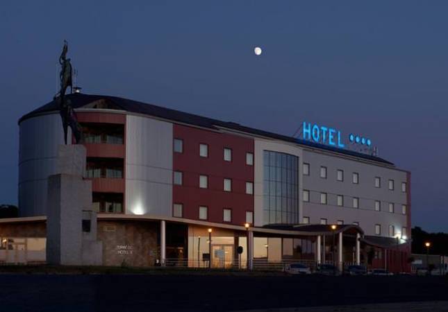 Los mejores precios en Hotel Spa Norat Torre do Deza. La mayor comodidad con nuestro Spa y Masaje en Pontevedra