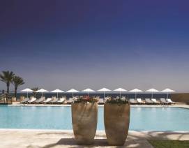 Ambiente de descanso en Hotel Guadalmina Spa & Golf Resort. Relájate con los mejores precios de Malaga